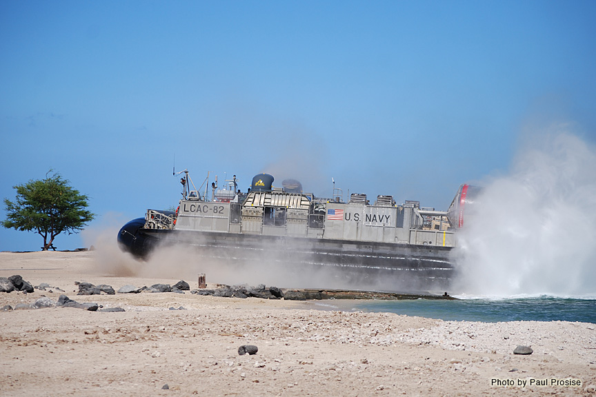 LCAC (Landing Craft Air Cushioned) 13