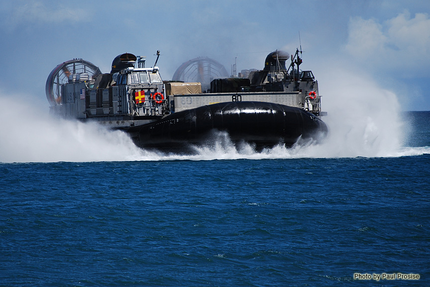 LCAC (Landing Craft Air Cushioned) 16