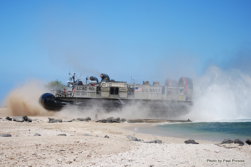 LCAC (Landing Craft Air Cushioned) 17